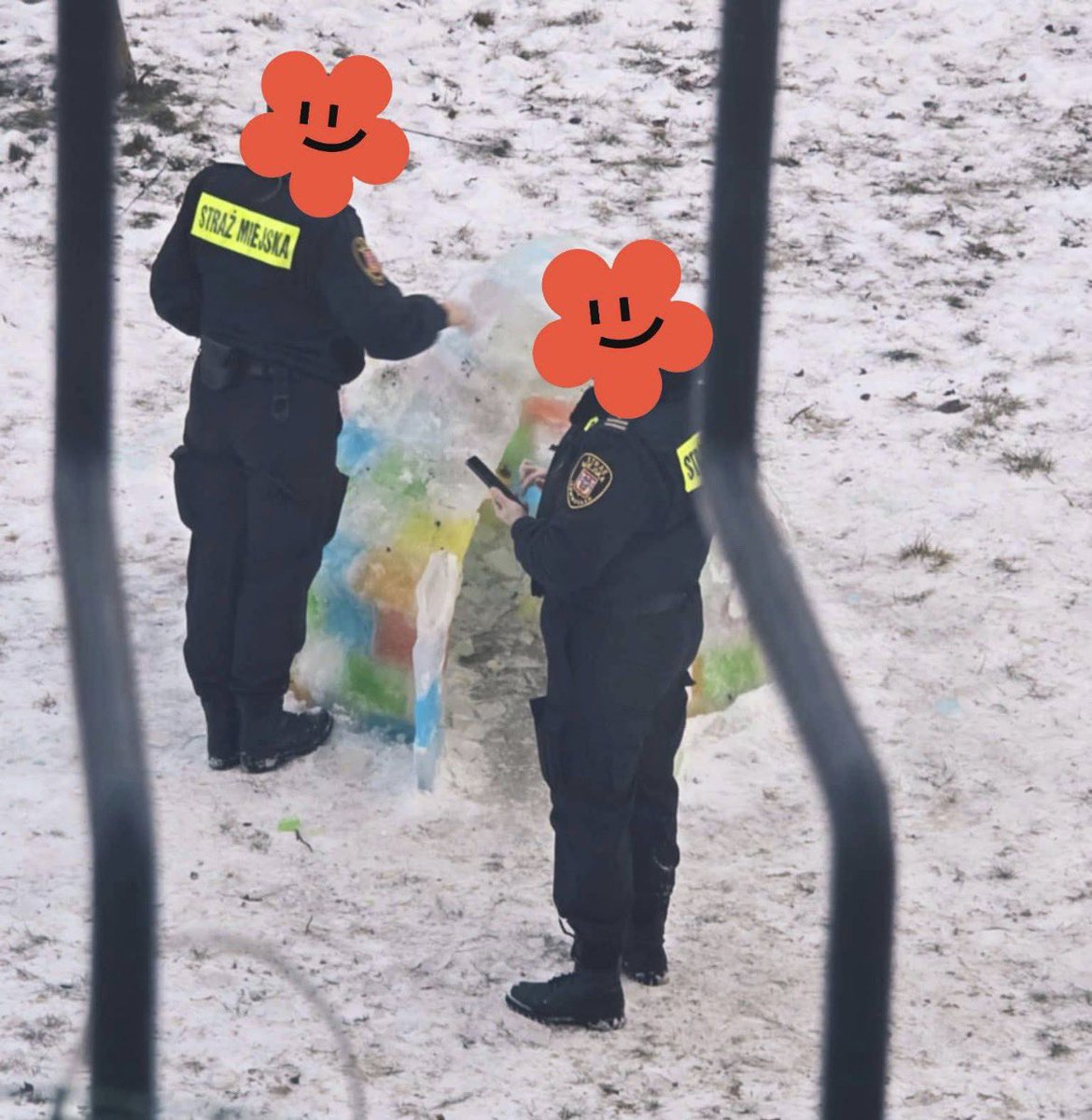 🌐 ᴛʜᴇᴘᴏʟᴀɴᴅɴᴇᴡs 🌐 tweet media