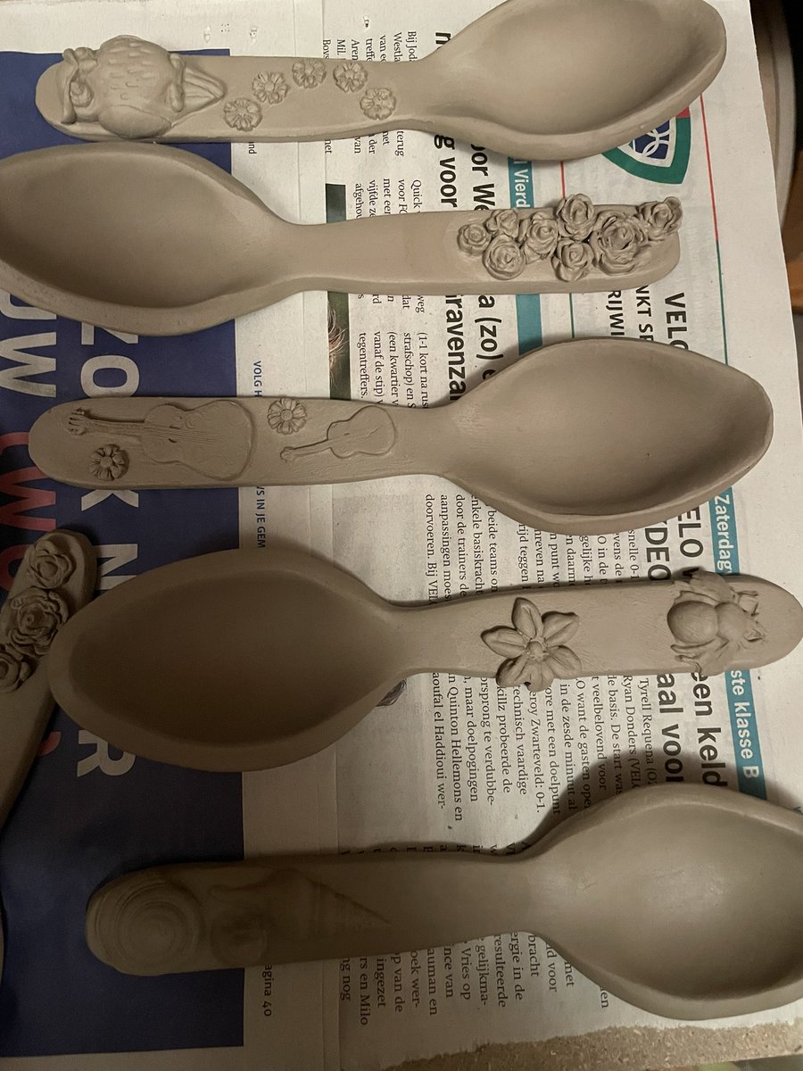 Dit weekend had ik wat tijd om nieuwe lepels te maken #maaikekeramiek