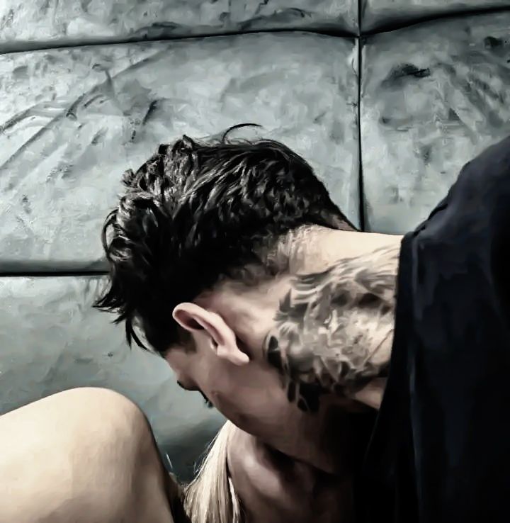 " Sen temas bağımlısı falan mısın?"
"Sana bağımlıyım. " 
             Kıvanç Ayaz Taşkıran ❤‍🔥