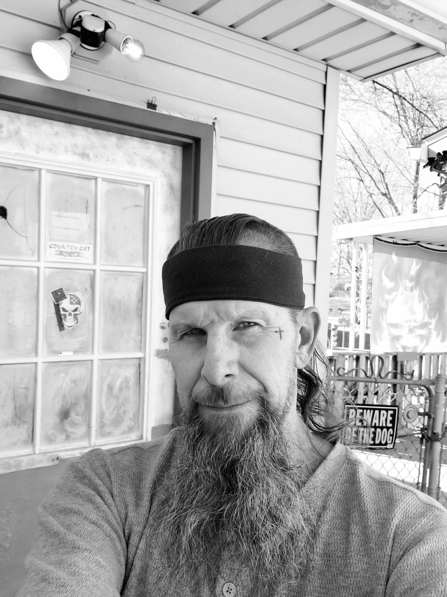 FatFatty43's tweet photo. Nice day out so ready for spring https://t.co/JTRzpAlR6y