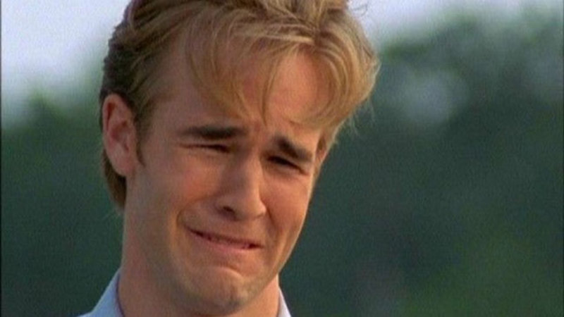 James Van Der Beek, best known as Dawson Leery on Dawson’s Creek and later embraced as the face of the iconic “Dawson crying” meme, has died at 48 after a battle with stage 3 colorectal cancer. 💔