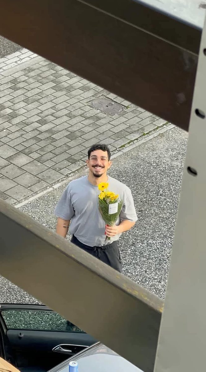 Que este tipo de amor me persiga, me encuentre.