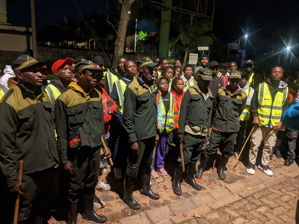 ryvcpurhuye's tweet photo. Night patrols Happening now #RYVCP @UR_Huye campus #IrondoRyumwuga @RwandaSouth @Jeanclaude https://t.co/uzqh6E13Q6