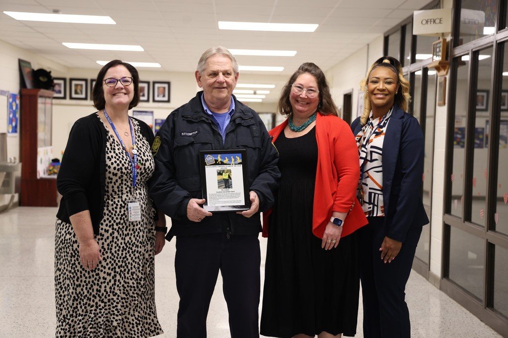 cpschoolsva's tweet photo. Congratulations to Mr. Compton from Greenbrier Intermediate, our Crossing Guard of the Year! 🏆 
Thank you for your dedication to keeping our students safe and starting their mornings with such positivity. We're lucky to have you!🛑

#CPSCelebrates #CrossingGuardAppreciationDay https://t.co/OykAbUiLhJ