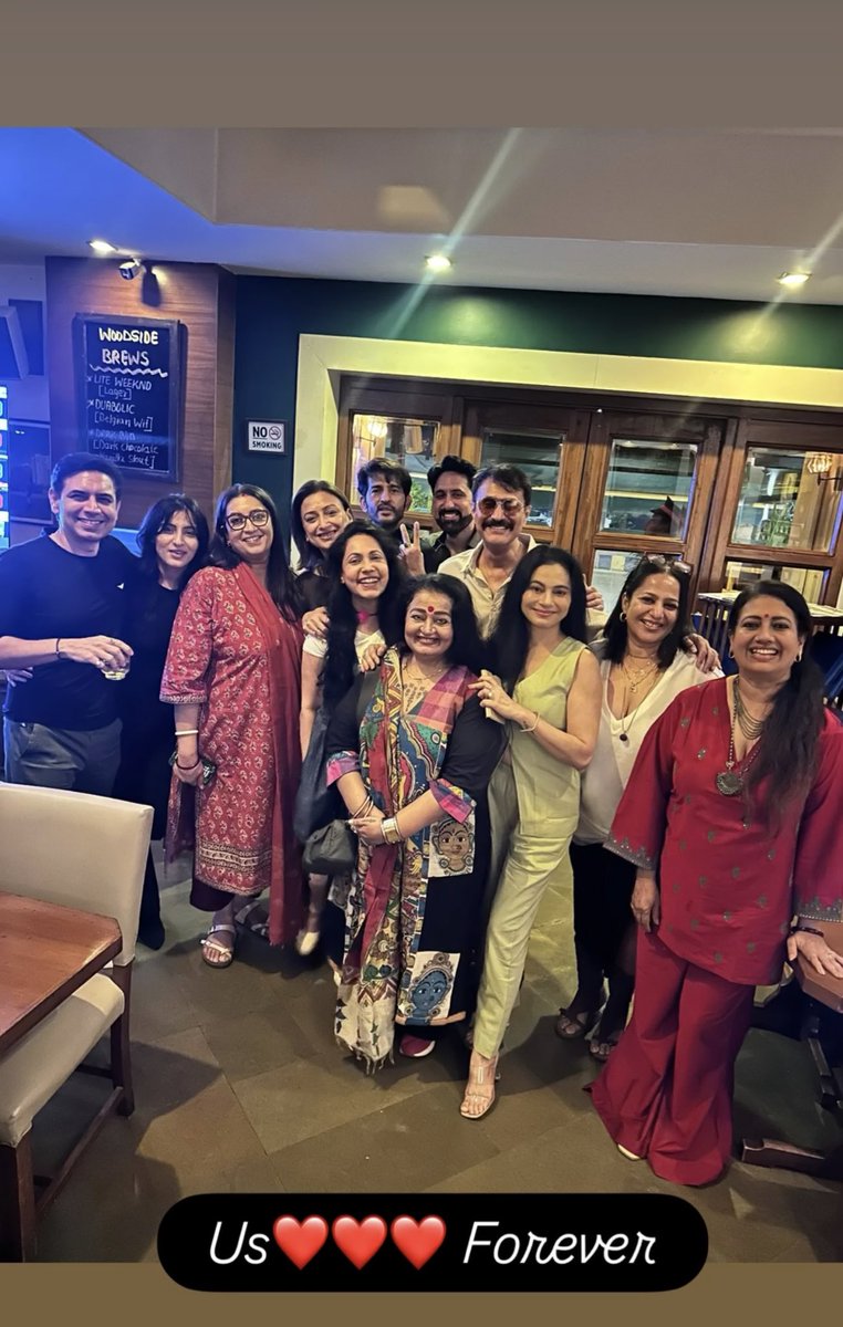 debsyolo's tweet image. When the OGs decided to serve…🥹🫶🏼🎀

[ #KSBKBT • #KyunKiSaasBhiKabhiBahuThi ] 💌✨