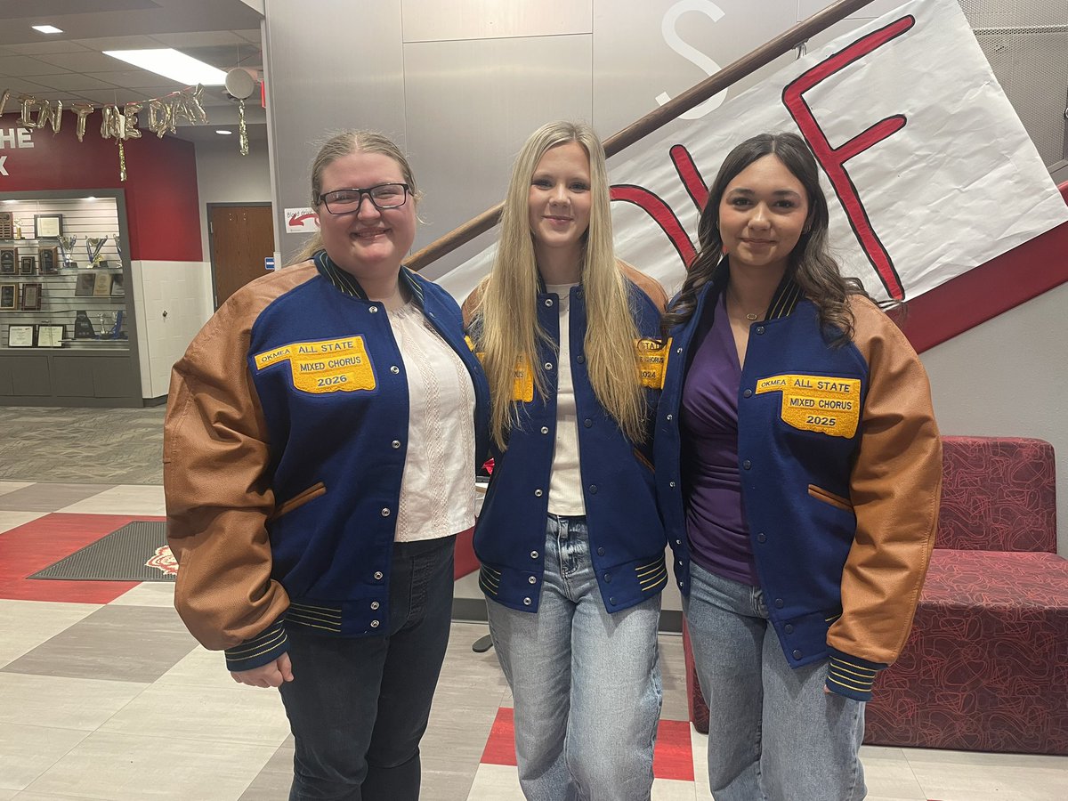 CoachTO4's tweet image. 🐺🔴🎤🏆 Those @OkMEA_Org  All-State Jackets Look Good on you🔥Congrats Jennifer White, @ReeseCGoodin and Malory Hinton‼️#DavisWolves #EAT #WTD
