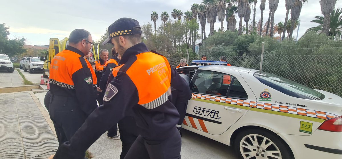 🦺CONVOCATORIA | Formación básica para Voluntariado de #ProtecciónCivil

MODALIDAD: Semipresencial
FECHA: del 16/03/2026 al 17/05/2026
HORAS LECTIVAS: 45
PLAZAS: 100
🗓️El plazo de solicitudes finaliza el 20 de febrero.
➕Info e inscripción: 🔗goo.su/WCRZO