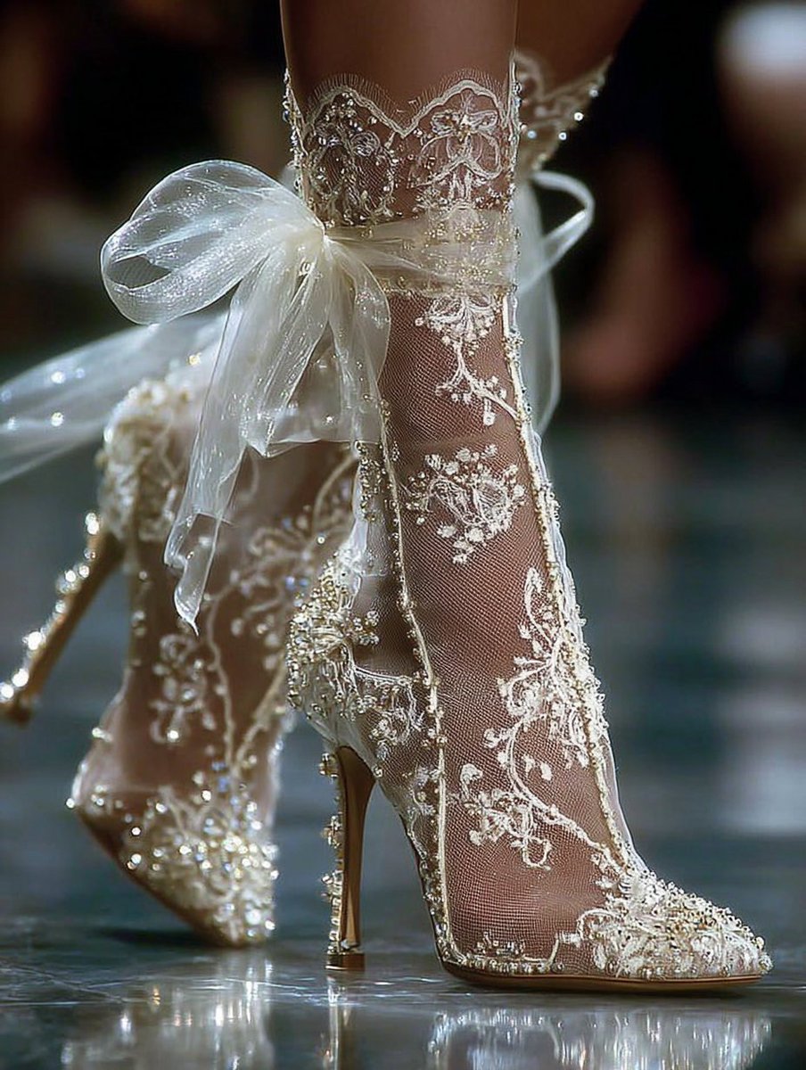 𝔳ê𝔱𝔢𝔪𝔢𝔫𝔱𝔰 𝔢𝔰𝔱𝔥é𝔱𝔦𝔮𝔲𝔢𝔰 ˙⋆✮ (@clothesaesthe) on Twitter photo 