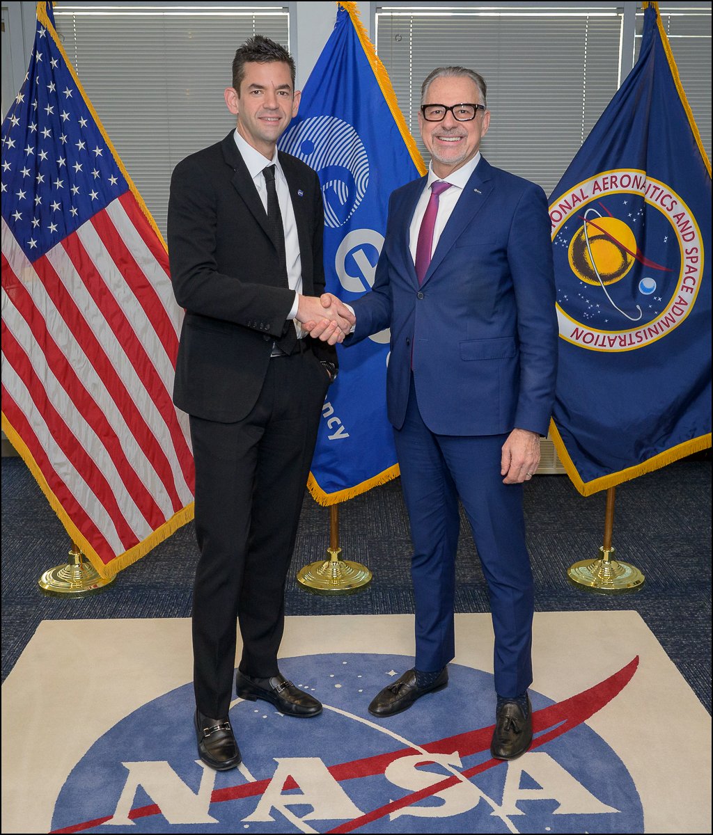 NASA HQ PHOTO tweet media