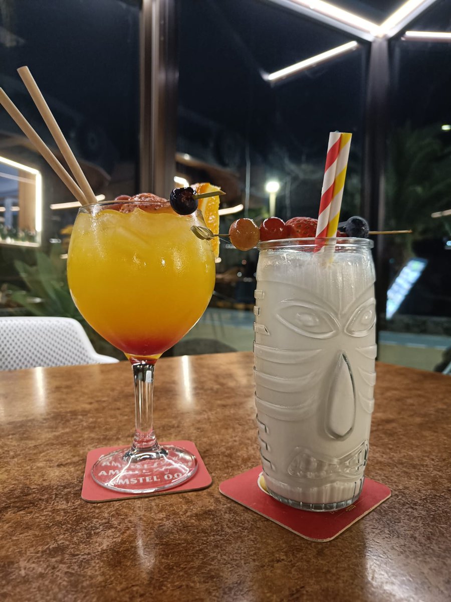 SerendipiaBCN's tweet image. Demà canviem de destí. Així que ens acomiadem d'aquest trosset de paradís. 🏝️🌋

#SexOnTheBeach
#CocoLoco
#80s