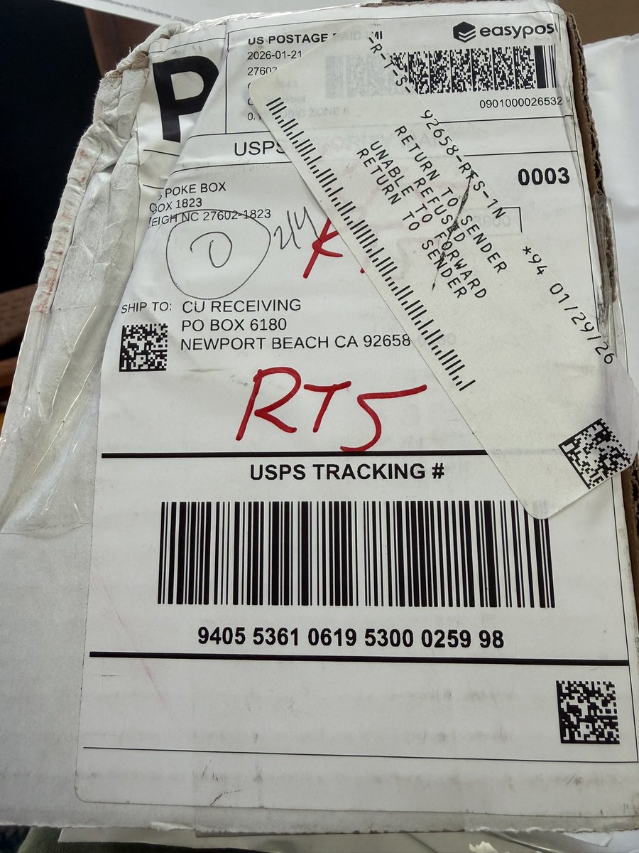 Oaks Poke Box tweet media