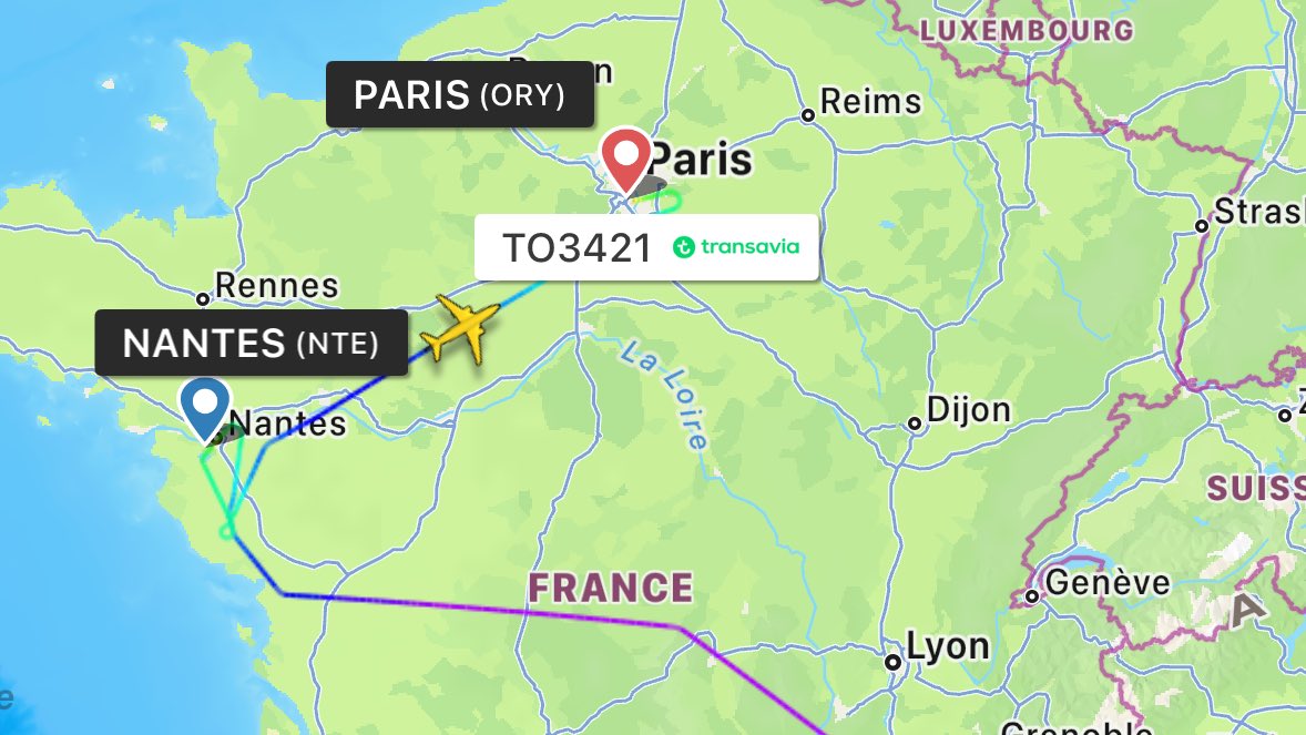 airplusnews's tweet photo. 🔴 La tempête Nils va frapper de plein fouet le Sud-Ouest de la France du mercredi 11 au jeudi 12 février 2026.

Déjà aujourd’hui, plusieurs déroutements à l’aéroport de Nantes. https://t.co/xxxTLBtvkL