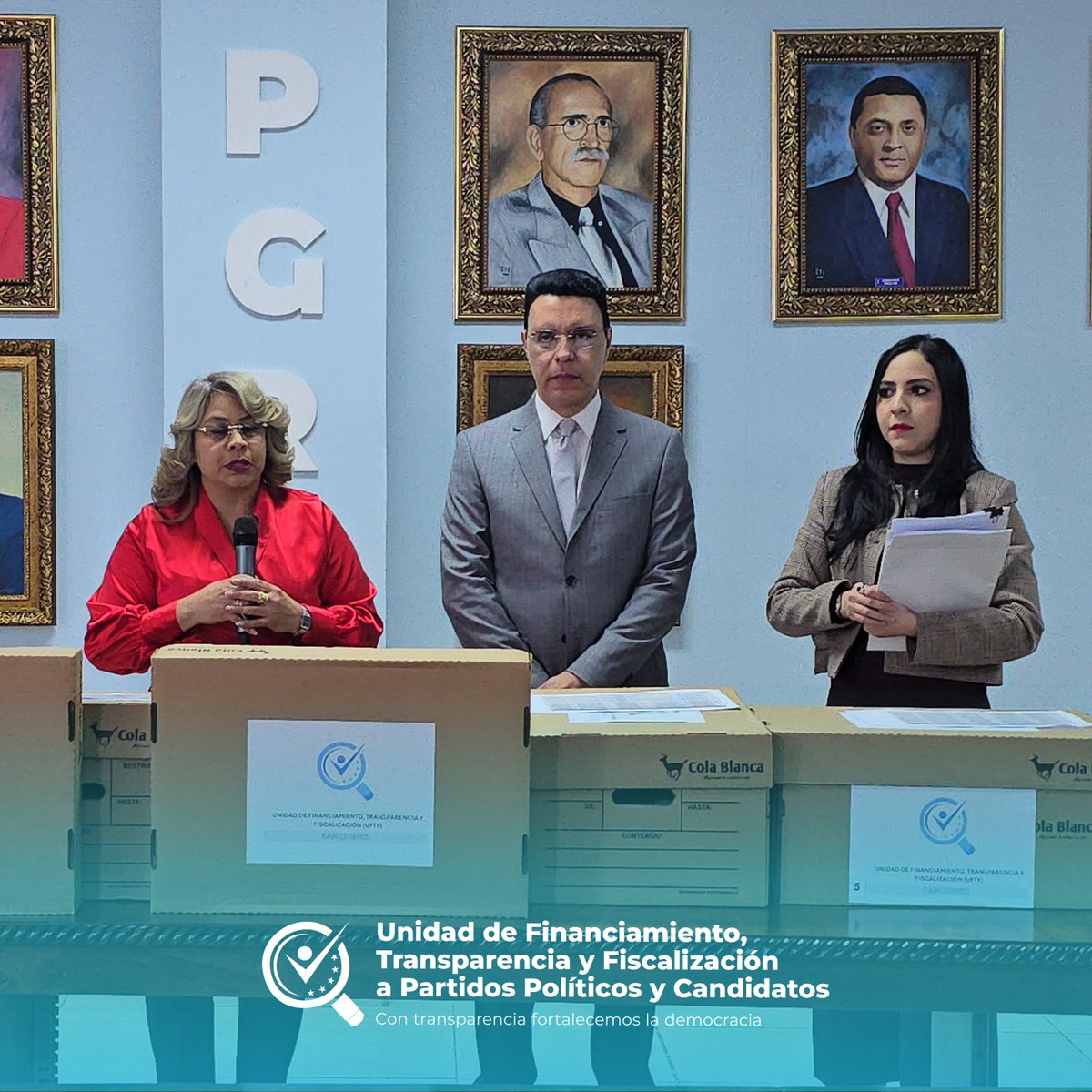 UFTFHONDURAS's tweet photo. La UFTF entregó a la PGR los primeros 500 expedientes sancionatorios, con el objetivo de iniciar el proceso de cobro de multas a los sujetos obligados que incumplieron con la entrega de los Informes de Gastos de Campaña correspondientes a las Elecciones Primarias 2025. https://t.co/urC8ajzXd1