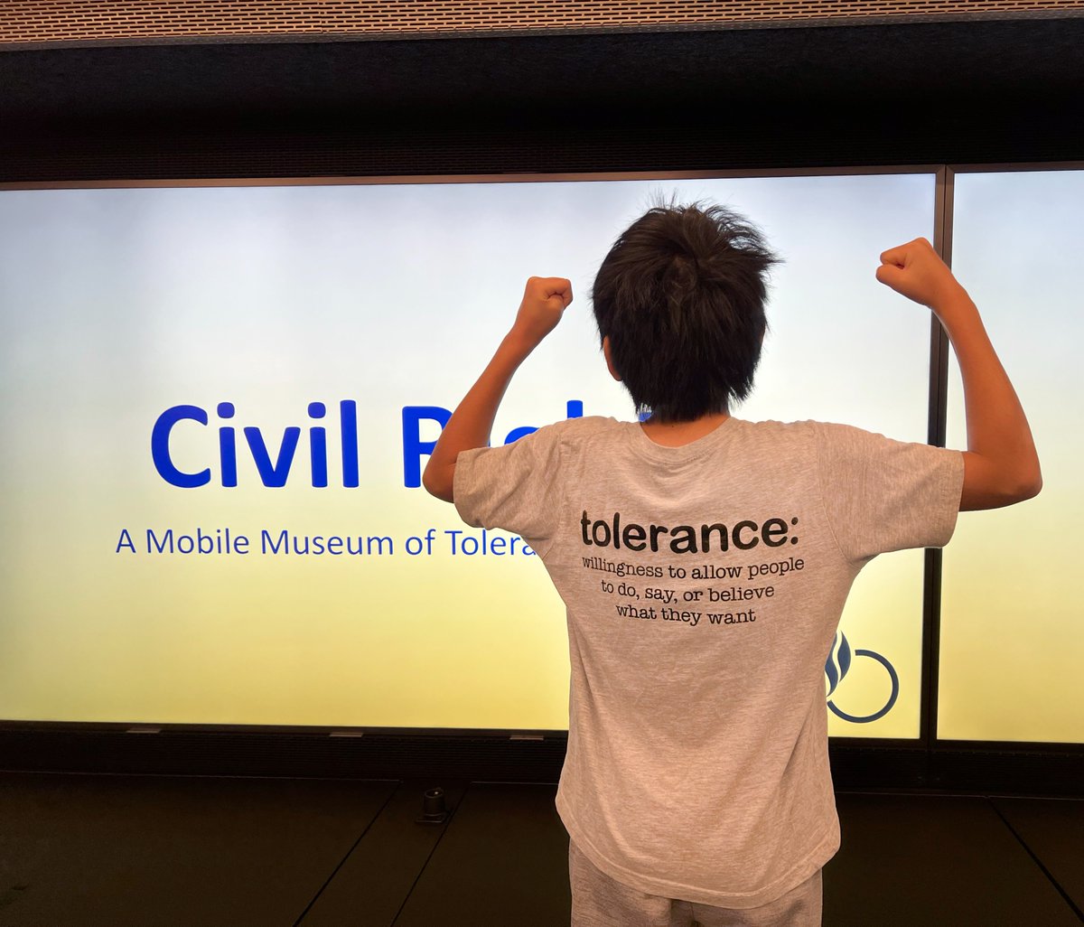 Mobile Museums of Tolerance tweet media