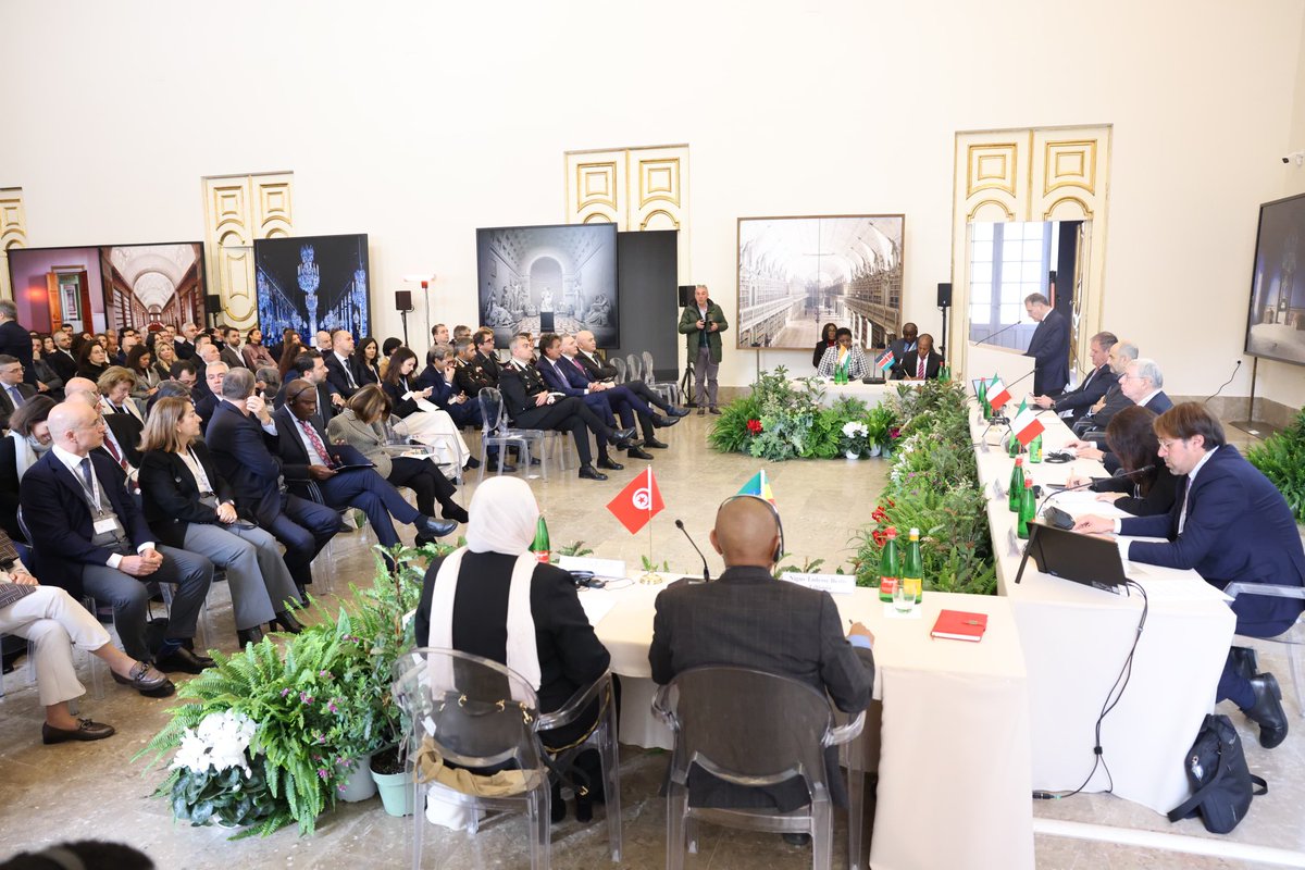 Peter Quest tweet media