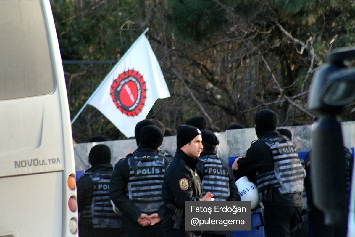 Neslihan Acar (@acrnesli) on Twitter photo 