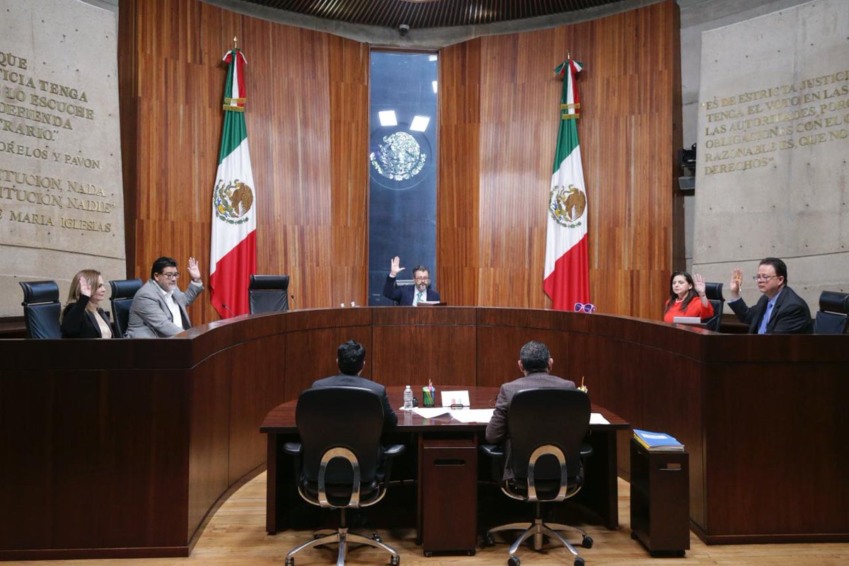 TEPJF_informa's tweet photo. #Boletín | El #TEPJF confirma al INE como autoridad garante en materia de transparencia y protección de datos solo ante los partidos políticos nacionales.

📰 https://t.co/YgFJgsHaEf https://t.co/ZFApXlul6C