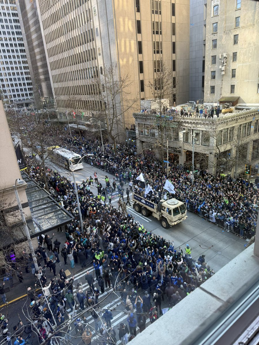 Joe Knight tweet media