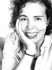 🇧🇪 FADILA MAAROUFI : LA FEMME À ABATTRE AU CŒUR DU « BRUXELLISTAN »

Elle est l’erreur dans la matrice. Le grain de sable dans la mécanique bien huilée du compromis à la belge. Fadila Maaroufi <a href="/Maaroufi9/">Maaroufi Fadila</a>  aurait pu se taire, raser les murs et profiter du système. 
Elle a choisi