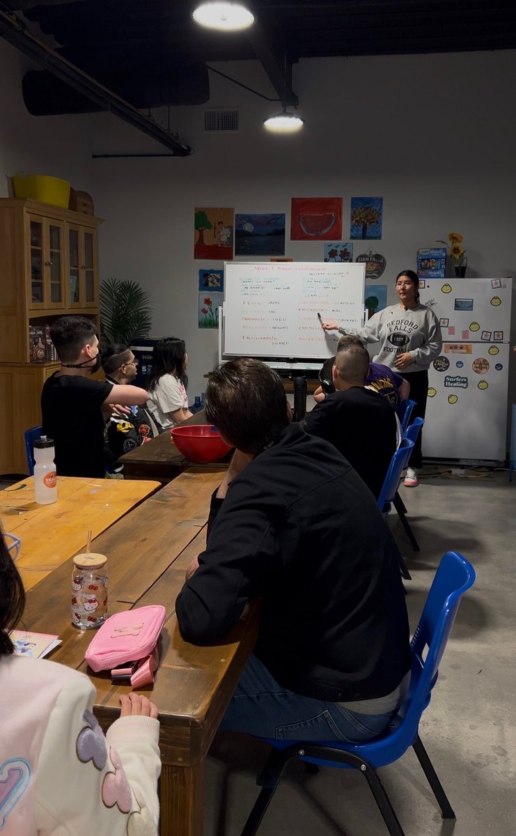 Ed Asner Family Center tweet media