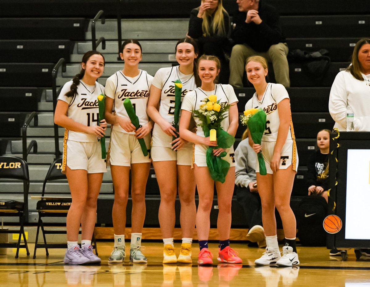 sportspics44's tweet photo. Senior night! 

Lady Jackets win over DP 

@RitterCoach @TaylorYJAD @jimbarrechl https://t.co/IjoY4IqtWv