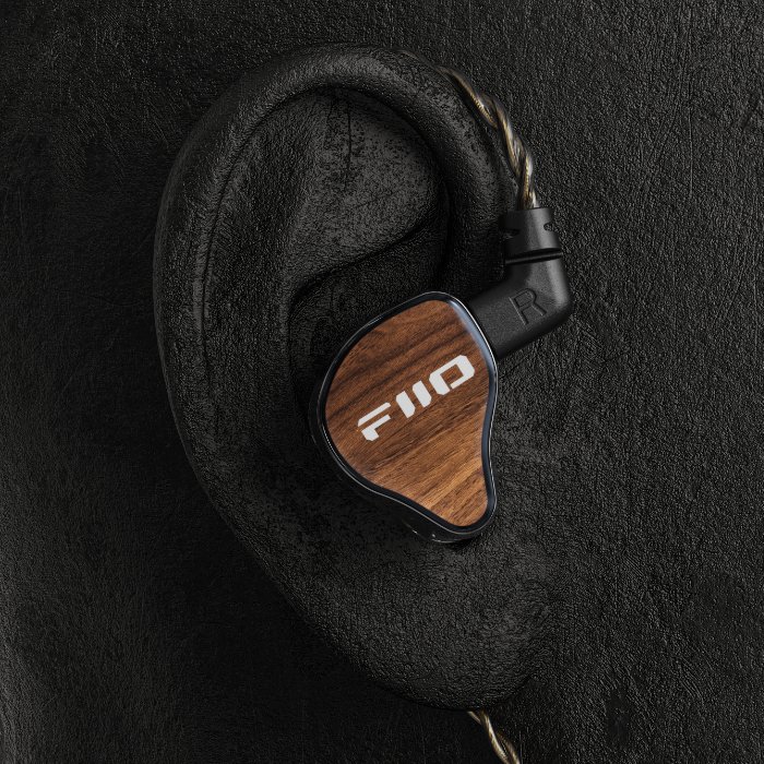 FIIO JH13 e☆イヤホン オンラインストア価格￥5,940 (税込) 🧡BA2基