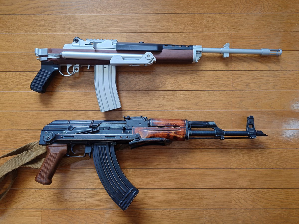 shiyoku20's tweet image. 気が付けば、#DOUBLEBELL のエアガンは２丁目で、似たようなな形のを買っていた。
#mini14
#AKMS