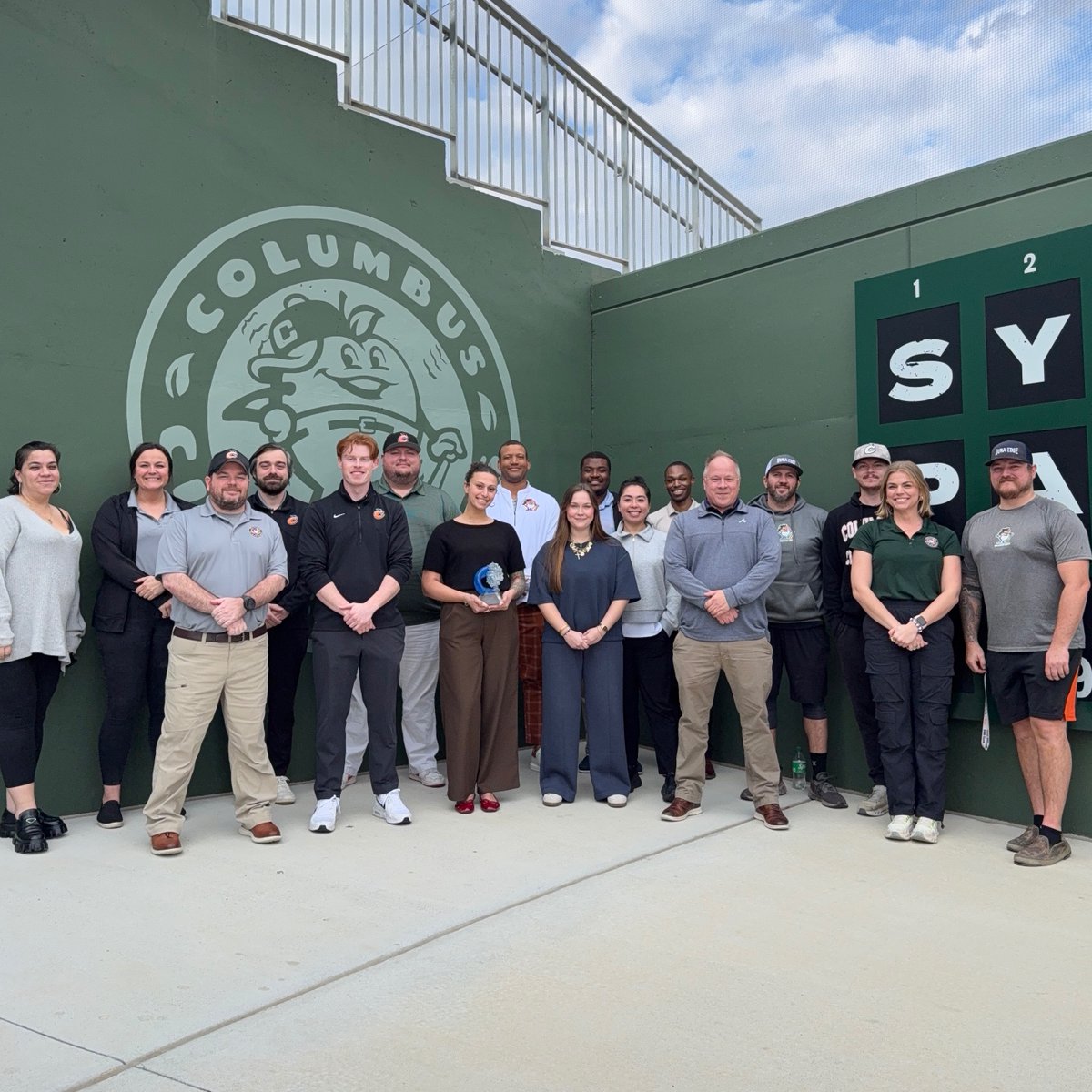 Columbus Clingstones tweet media