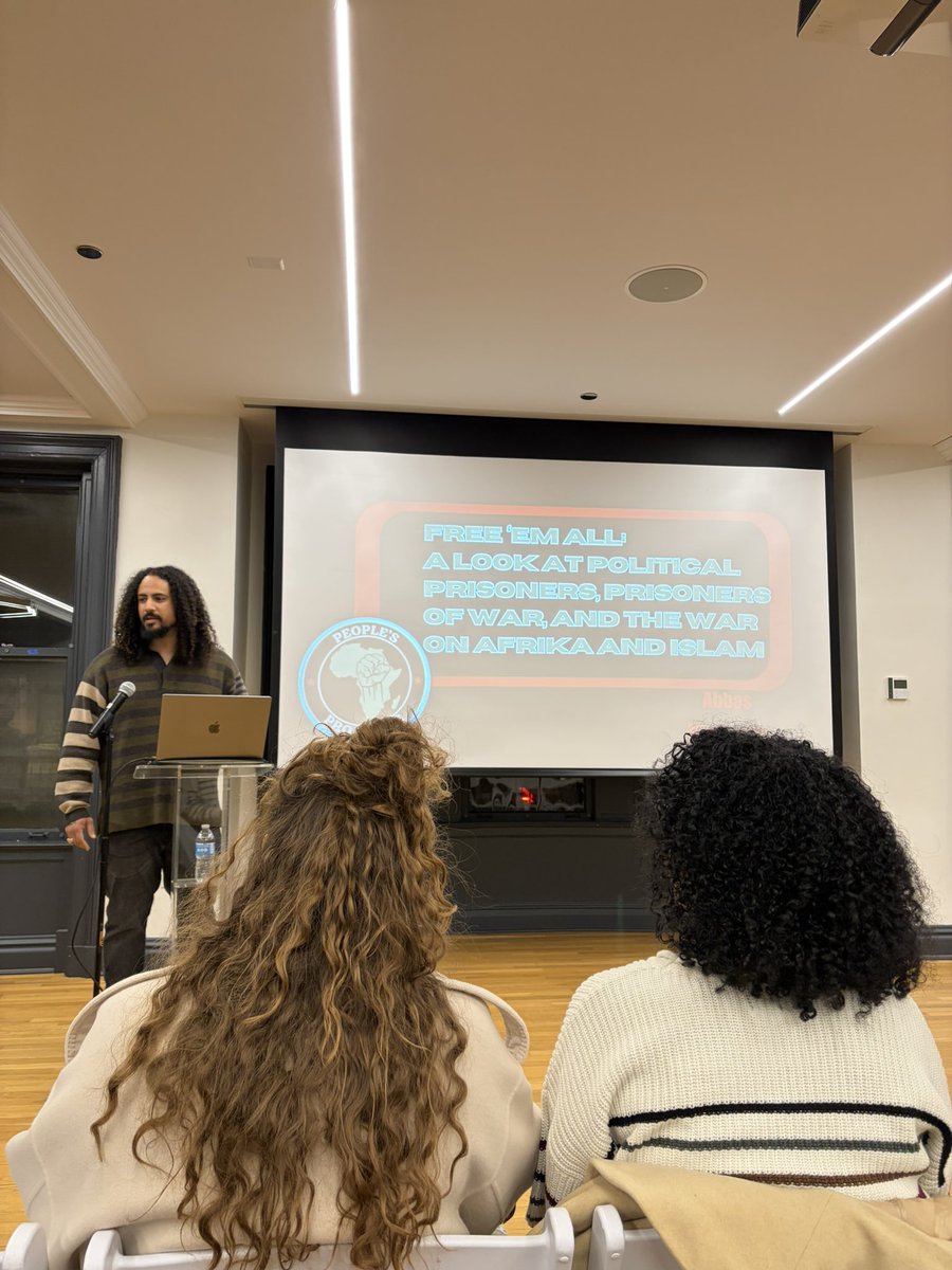 Abbas_Muntaqim's tweet photo. I had a great time lecturing at Northwestern University last night. It was a great turn out and we had a dope question and answer session after that went nearly an hour! I’m looking to bring this lecture to other campuses and community organizations, so tap in! Educate to liberate! Free the land!