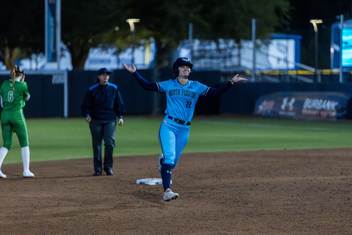 UNF Softball tweet media