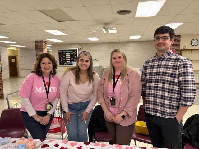 AbbeyJBolton's tweet photo. 3rd Grade Family Night + We ❤️ Math Night was a HUGE hit! 🎉📚➕ So proud of our students and grateful for the amazing families who came out to learn, laugh, and celebrate math together. 💙✨
#WeLoveMath #DaveyDragons @KentSchools https://t.co/hBbOvtIp43