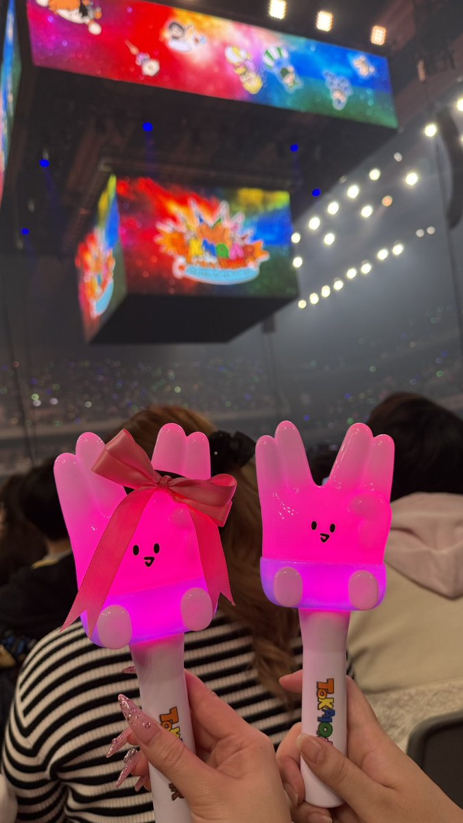 91__e__91's tweet photo. あまりにもゆめまる推しだな〜💞

ゆめさん！
アウラさんがいらっしゃって、声かけたら写真撮ってくださいました🥲ﾔｻｼｶｯﾀ
ゆめさんのおかげで？ピンク大好きになって私物もピンクでいっぱいです！
これからもゆめまる推しでいることを誓います！大好きです🎀💞
@TO_yumemarucas https://t.co/JohyBTaqZD