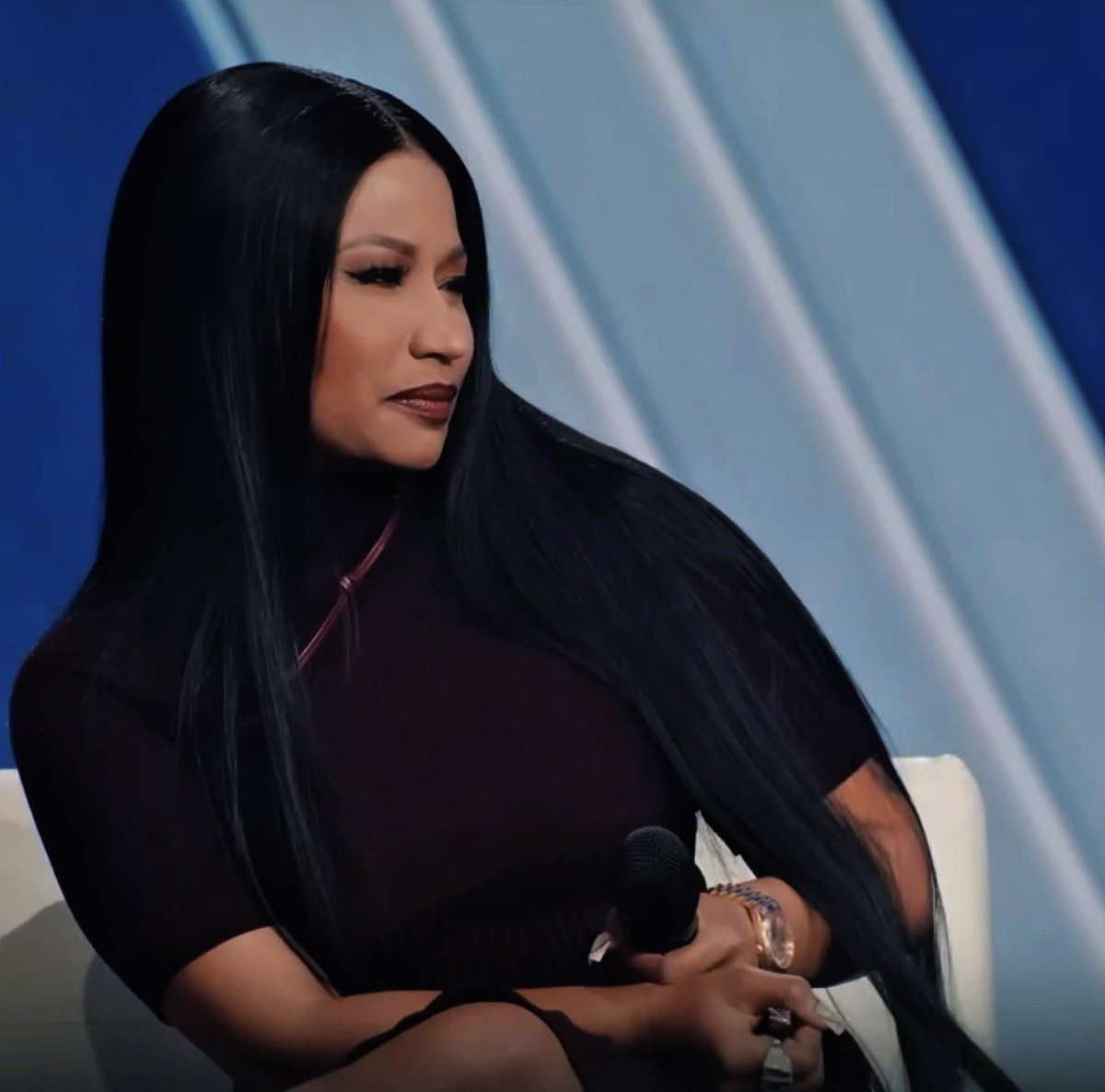 mayaminaj's tweet image. Please make sure you have reported this man’s youtube account. He has made countless videos harassing Nicki Minaj, and now is calling for people to show up at her home to harass her. Youtube does not allow any kind of harassment, cyber bullying or threats on their platform, they…