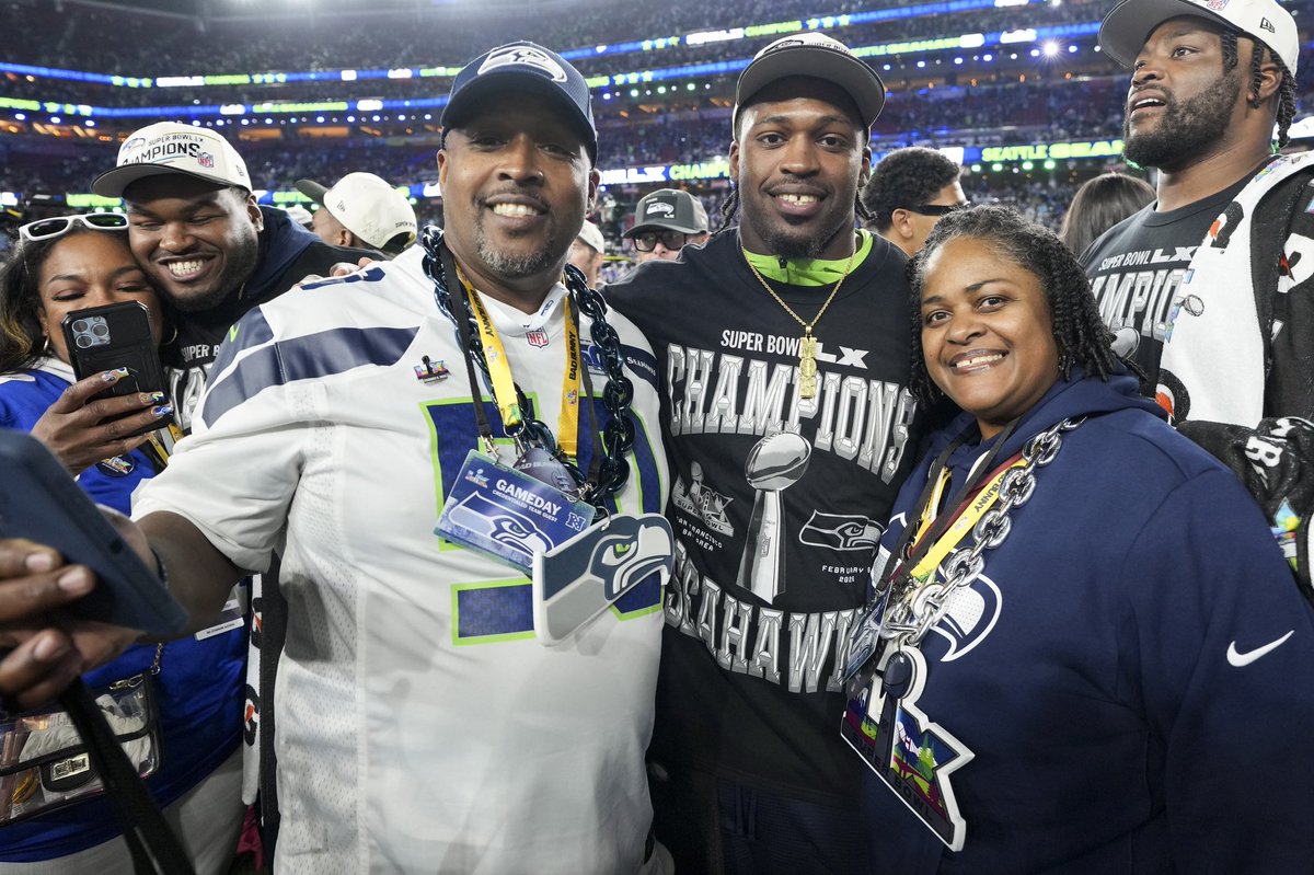 Jamie Sheriff🏈🦍 tweet media