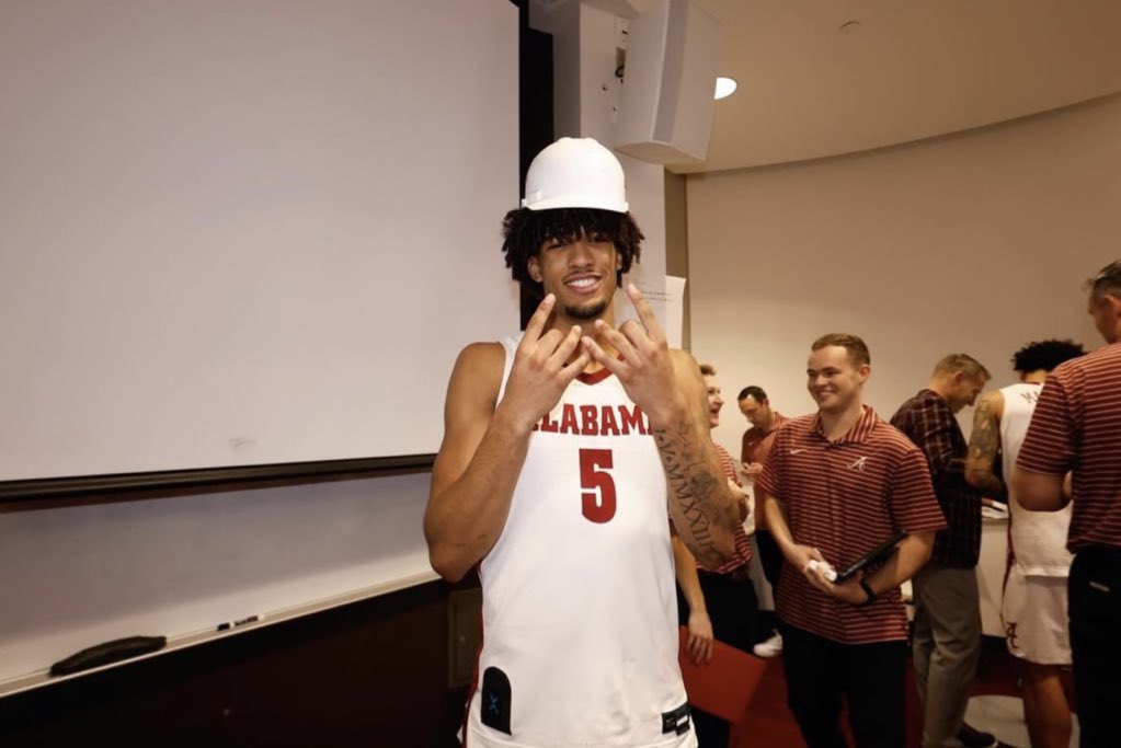 SznPltts's tweet image. Amari Allen gotta be the most underrated freshman in college basketball