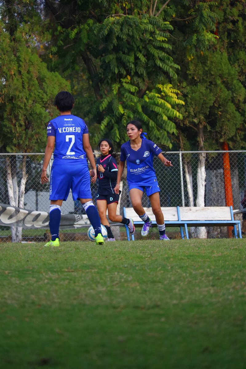 📸| Esta tarde, nuestras Toritas disputaron un encuentro amistoso ante Roque en la #Cancha1 👊🏻.

¡Excelente trabajo, Toritas! 🫶🏻

#CELAYAsomosTOROS💙