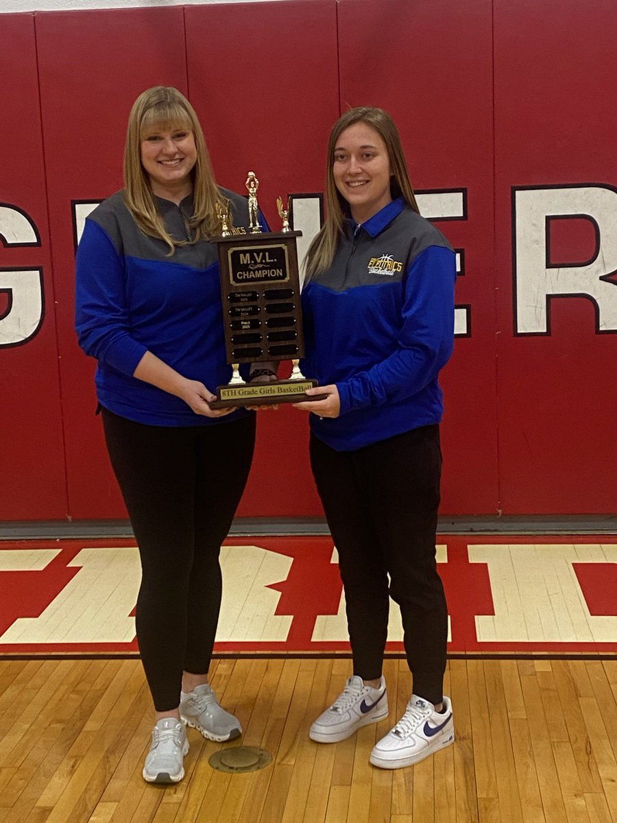 Congratulations Philo 8th grade on an undefeated Back-to-Back MVL Championship! <a href="/AthleticPhilo/">Philo Athletic Boosters</a> <a href="/PhiloAD/">Philo Athletics</a> <a href="/FranklinLocal/">Kacey Cottrill</a> #THEELECTRICWAY #TheFutureIsBright