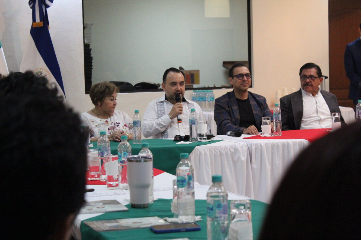 Embajada de México en El Salvador 🇲🇽 🇸🇻 tweet media