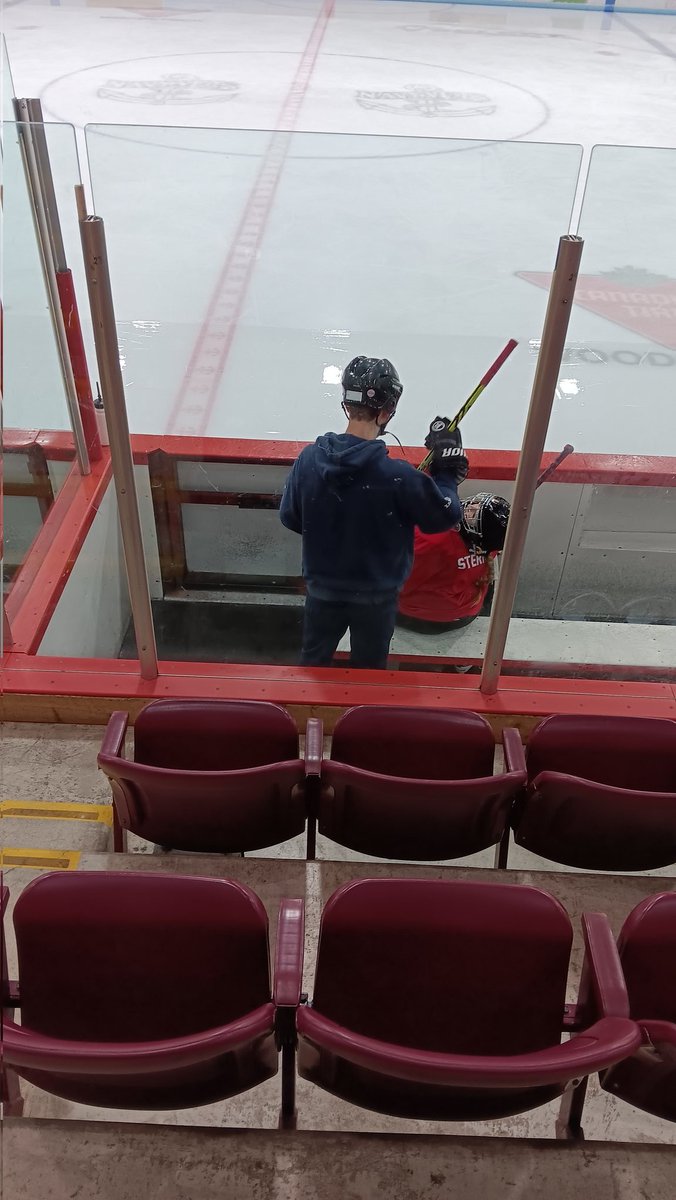 NoelASterne's tweet photo. Xander has been a great big brother; helping Nikki with her goaltending. https://t.co/NBCHTikpdw