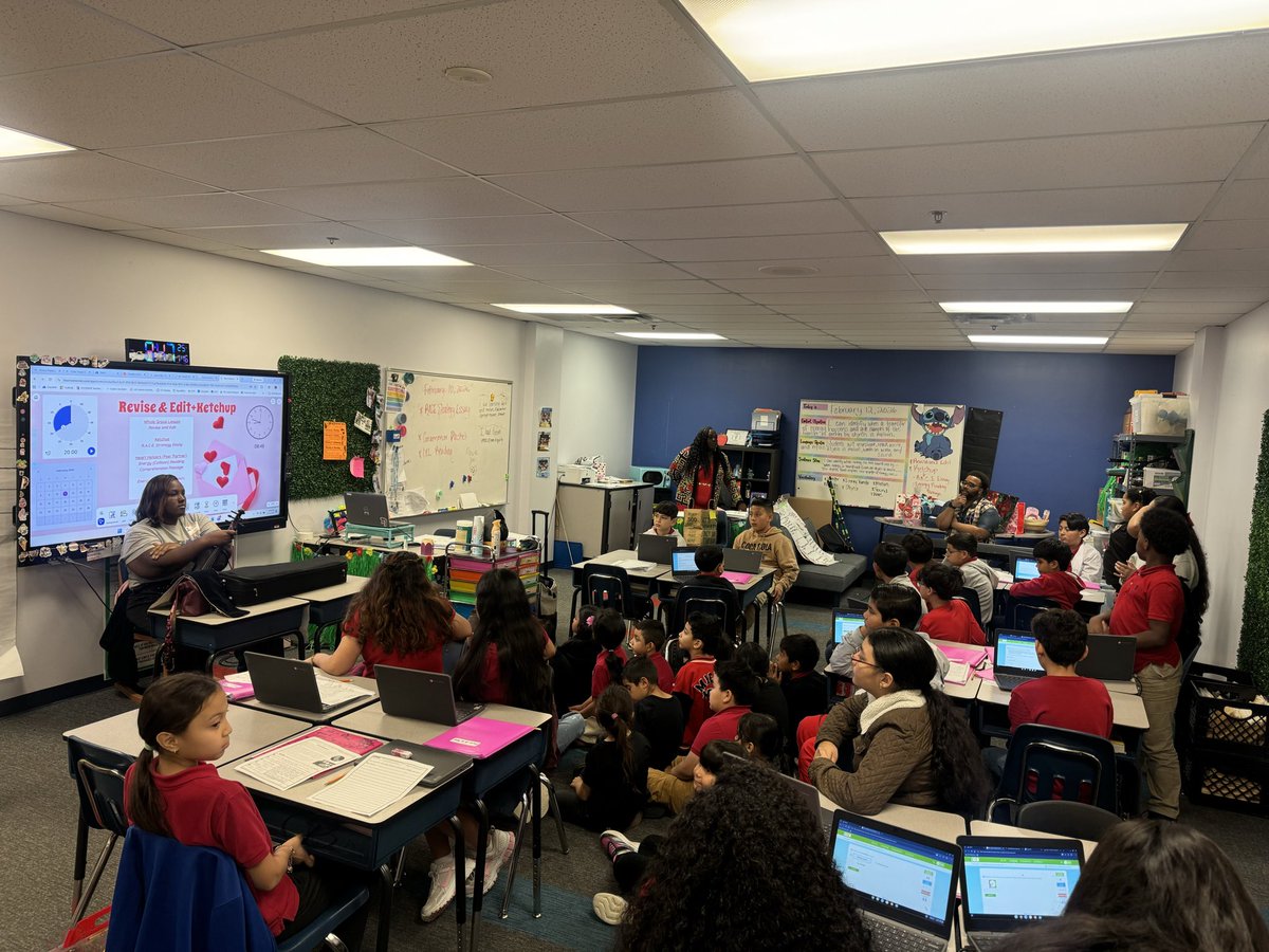 Visual and Performing Arts Academy tweet media