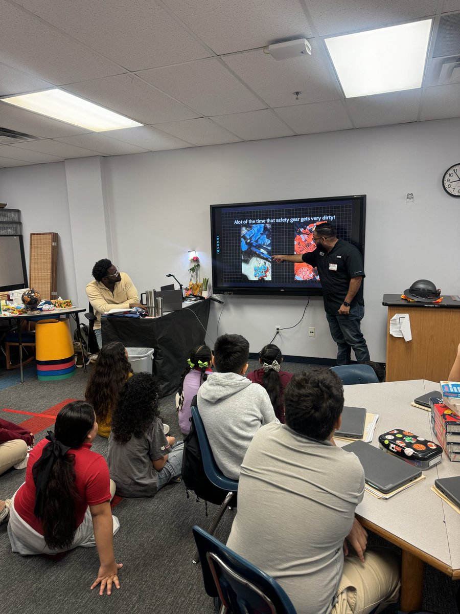 Visual and Performing Arts Academy tweet media