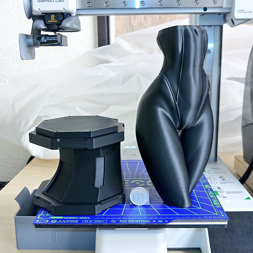 一時退院中のお遊び

Bambu A1 MiNi + SUNLU PLA 1.0 黒
ピッチ 0.16mm（全パーツ 4.5時間で完了

吐出量だけ変えてあるけど他はデフォルト設定

表面が暴れてなくてSiraya Aegis 評価にならんw

軸メンテしすぎた