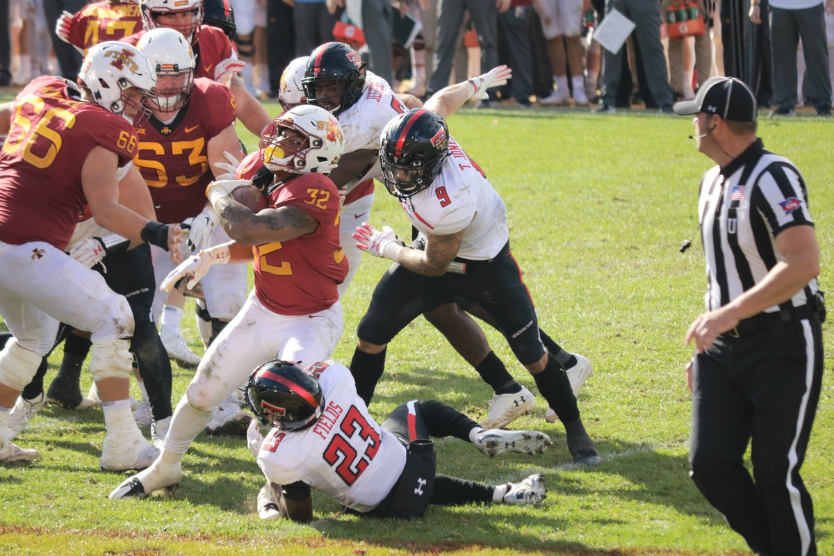 WideRtNattyLt's tweet image. David Montgomery had a game high 125 rushing yards on 33 carries versus Texas Tech in 2018. Montgomery added a pair of touchdowns in the 40-31 victory.

#WaybackWednesday