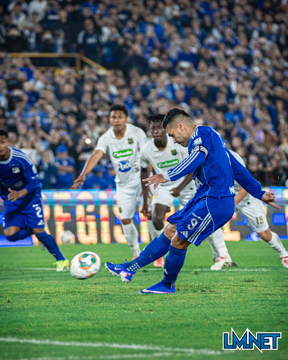 losmillonarios's tweet photo. ¡ES EL EQUIPO DE RADAMEL! Ⓜ️⚪️🔥

#MillonariosEsSuHinchada https://t.co/6aQQ6bUzb7