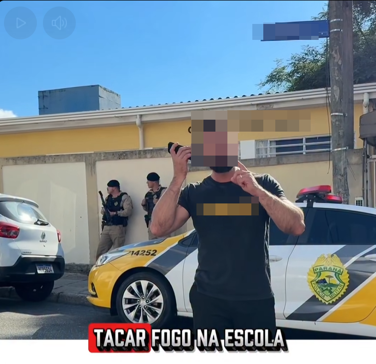 JefinhoMenes's tweet photo. Cara, os vereadores-tiktokers de Curitiba chegaram num nível AINDA MAIS fundo!

Tá em tudo que é whats um vídeo de um vereador colocando o áudio de um suposto traficante dizendo que vai tacar fogo numa escola.

Os pais, obviamente, estão compartilhando, apavorados. No fim do video, o vereador diz que não sabe se é real ou não o vídeo.