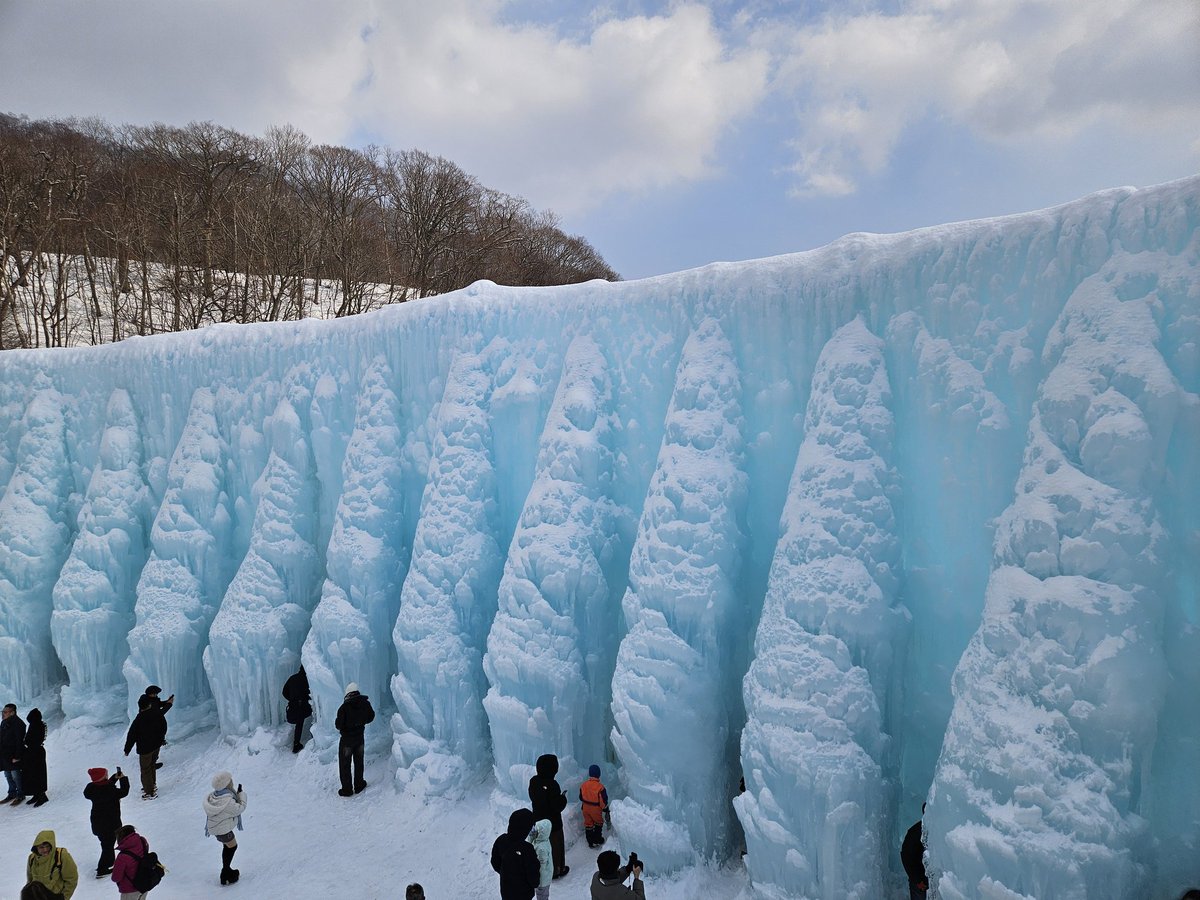支笏湖の氷濤まつりは、何回来ても圧倒されると言うか。

ずっと見てれるというか!!

目の保養!!!!
