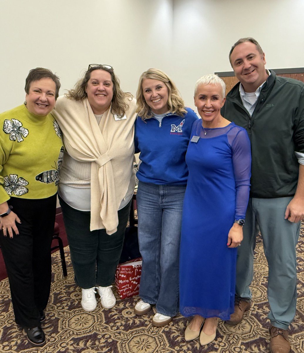 Lori Beth Mays tweet media