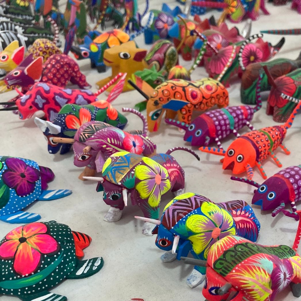 マライカ出張記 補足 【アレブリヘ】 アレブリヘはメキシコの伝統工芸