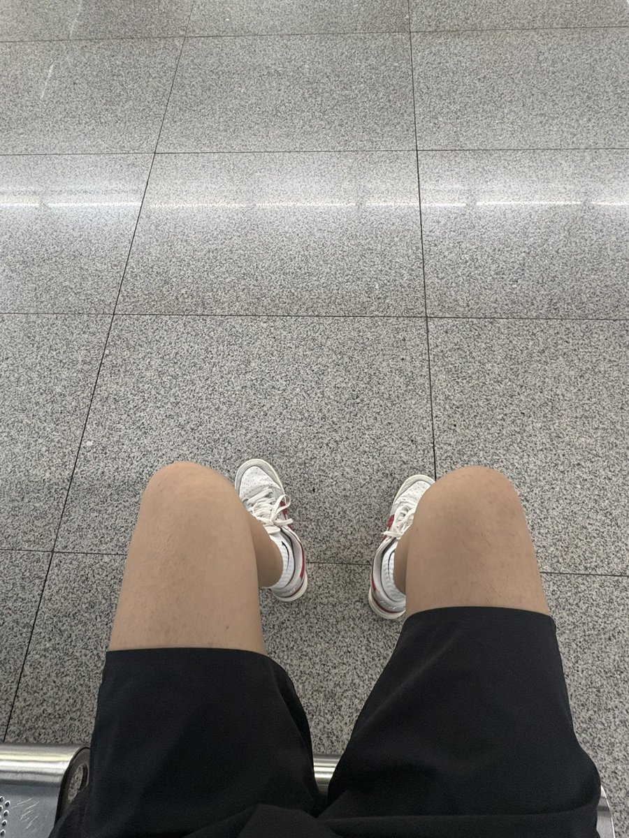 冷调日落 tweet media