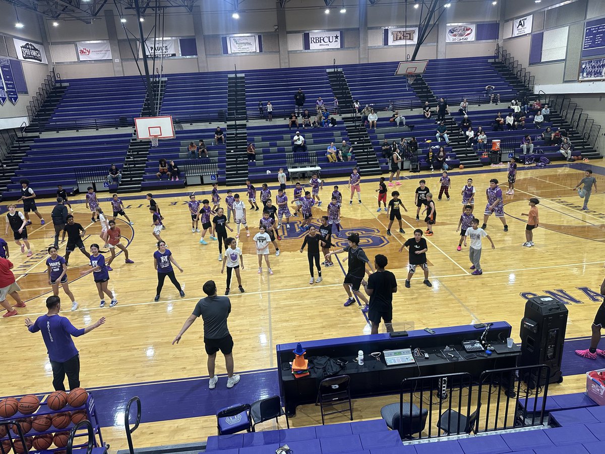 SMHS Basketball tweet media